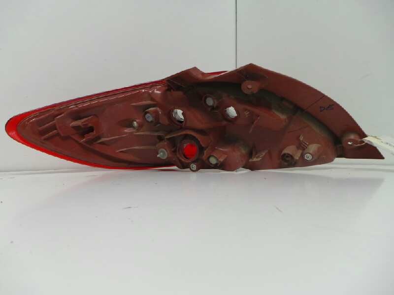 Recambio de piloto trasero derecho para mazda 2 lim. (de) referencia OEM IAM   