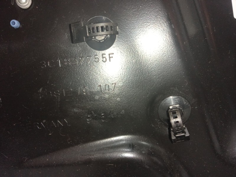 Recambio de elevalunas delantero izquierdo para volkswagen passat berlina (3c2) 2.0 tdi referencia OEM IAM 3C1837755F-981219107 