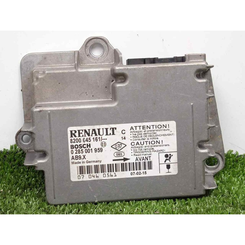 Recambio de centralita airbag para renault clio iii 1.2 referencia OEM IAM 0285001959-8200645161 BOSCH 