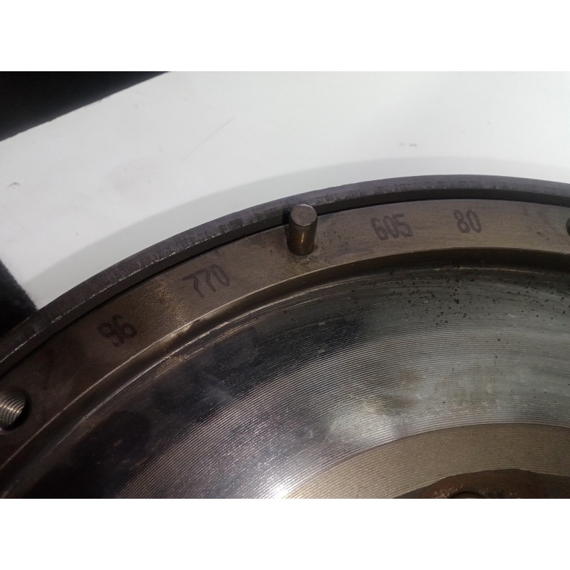 Recambio de volante motor para peugeot 308 sw referencia OEM IAM 9677060580  