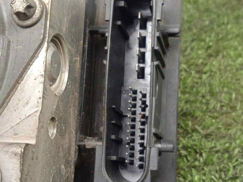 Recambio de abs para renault clio iii 1.2 referencia OEM IAM 0265800559-0265232077-8200747140 BOSCH 