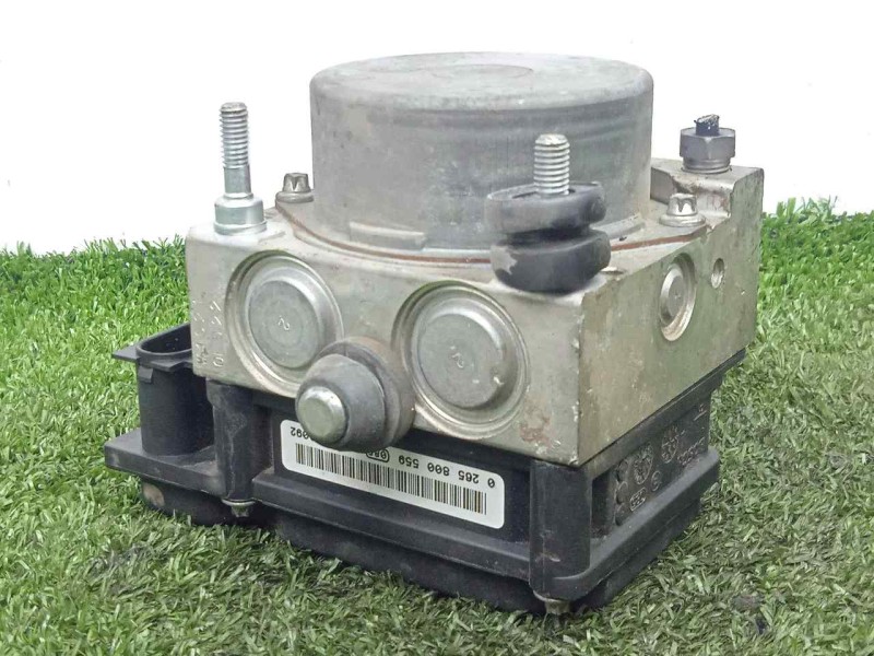 Recambio de abs para renault clio iii 1.2 referencia OEM IAM 0265800559-0265232077-8200747140 BOSCH 