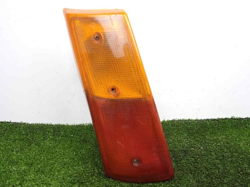 Recambio de piloto trasero izquierdo para renault 5 0.9 referencia OEM IAM  R5. ROJO - NARANJA