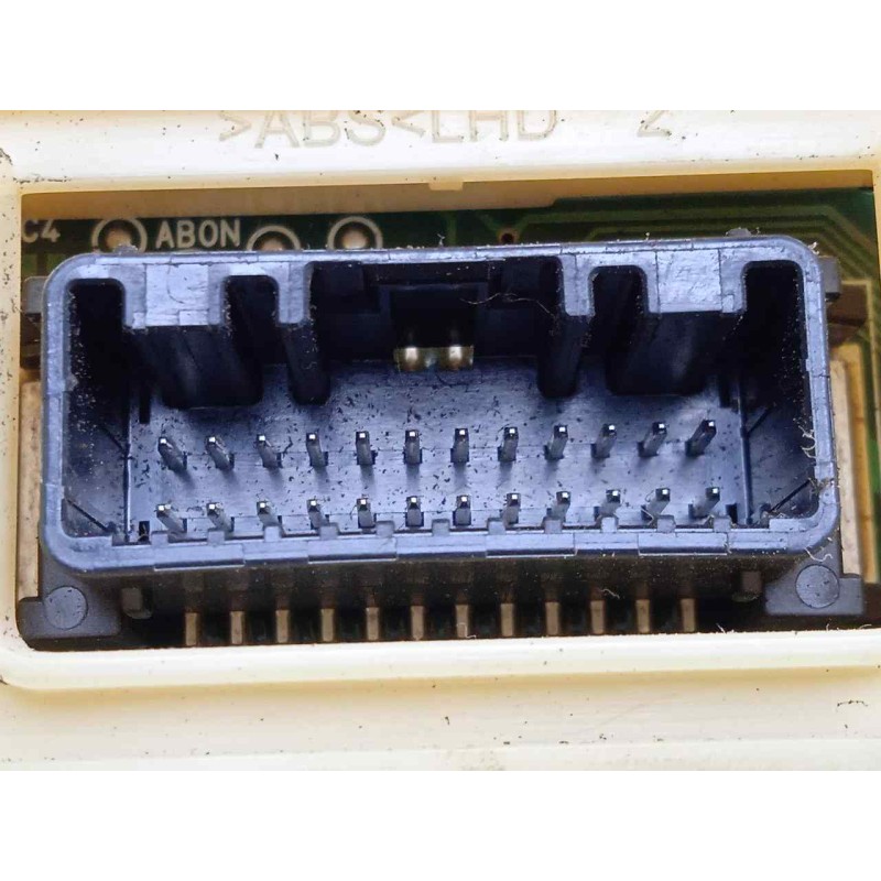 Recambio de warning para toyota rav 4 2.2 d-4d cat referencia OEM IAM 8395042080-022200937  