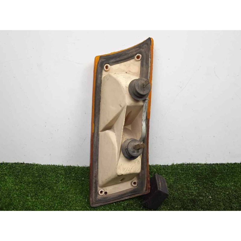 Recambio de piloto trasero izquierdo para renault 5 0.9 referencia OEM IAM  R5. ROJO - NARANJA