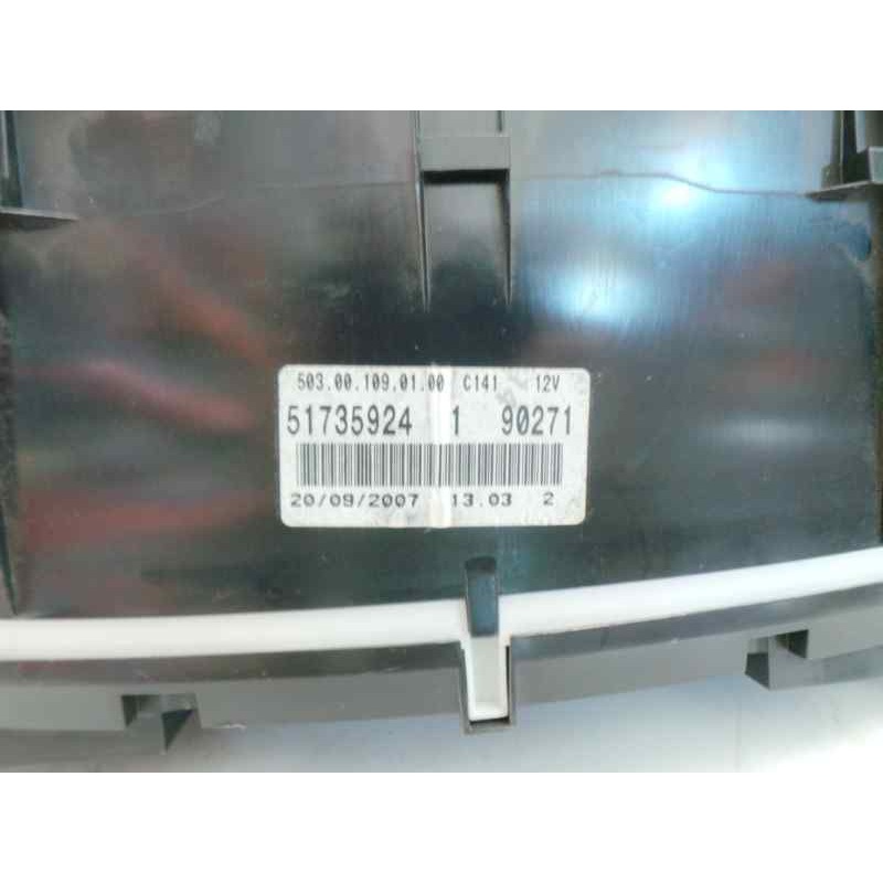 Recambio de cuadro instrumentos para fiat croma (194) 1.9 jtd 16v cat referencia OEM IAM 503001090100-51735924190271  