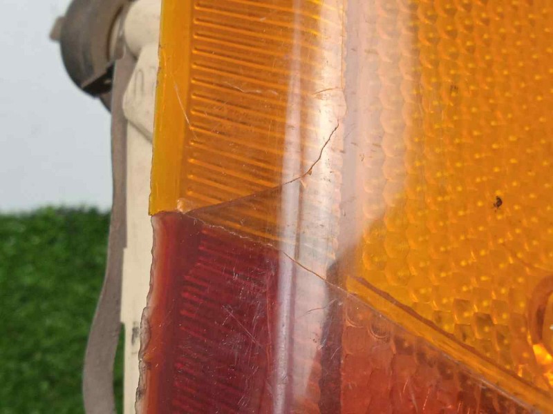 Recambio de piloto trasero izquierdo para renault 5 0.9 referencia OEM IAM  R5. ROJO - NARANJA