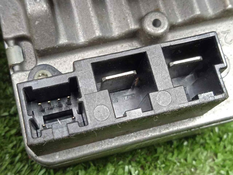 Recambio de columna direccion para renault clio iii 1.2 referencia OEM IAM 8200751234-54084783G ELECTRICA TRW