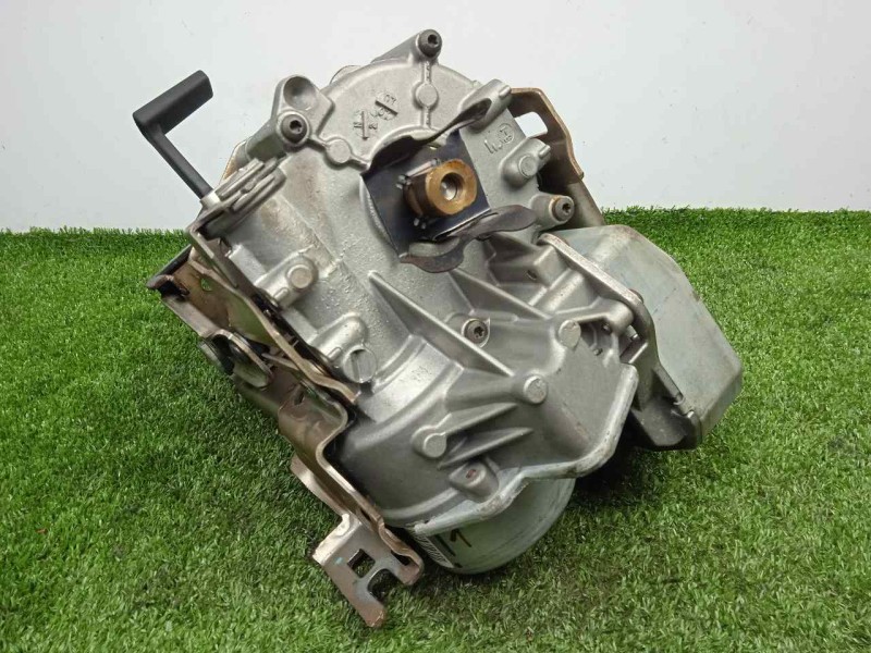 Recambio de columna direccion para renault clio iii 1.2 referencia OEM IAM 8200751234-54084783G ELECTRICA TRW