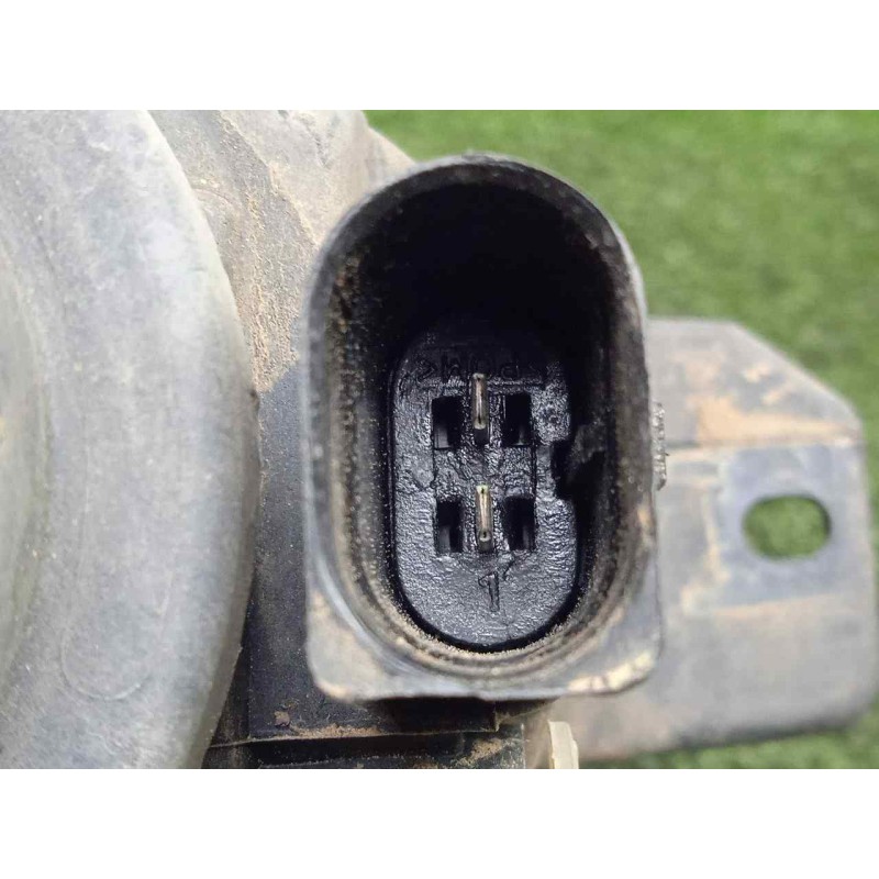 Recambio de faro antiniebla izquierdo para seat toledo (1m2) 1.9 tdi referencia OEM IAM 1M0941699B  