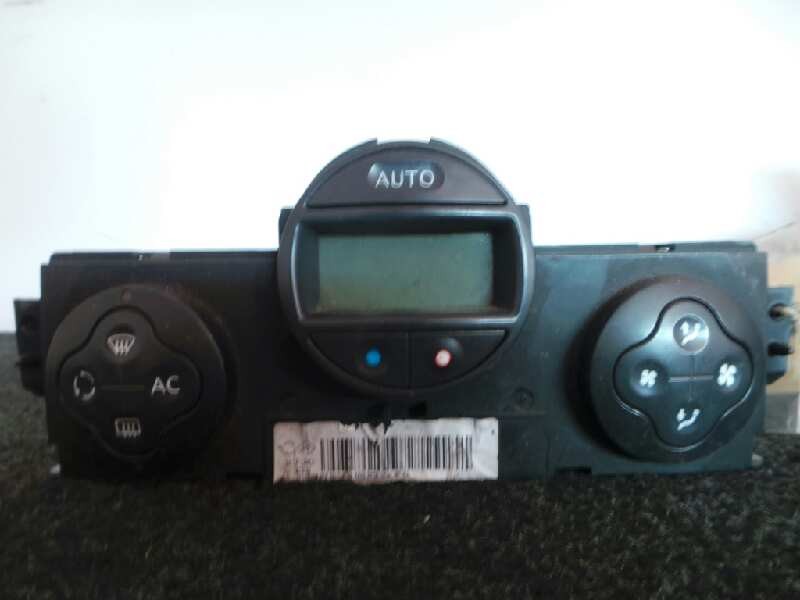 Recambio de mando climatizador para renault scenic ii 1.5 dci diesel referencia OEM IAM 8200501461VTH  VALEO