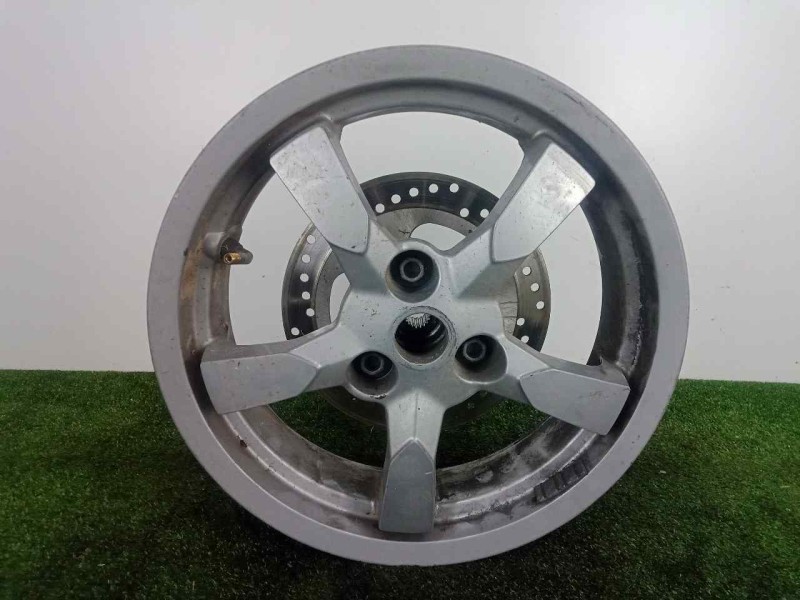 Recambio de llanta para peugeot satelis ii 125 referencia OEM IAM SINREFERENCIA R13 - ALUMINIO TRASERA