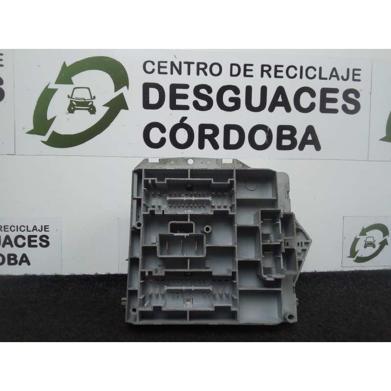 Recambio de caja reles / fusibles para alfa romeo 147 (190) 1.6 16v cat referencia OEM IAM 46558759  