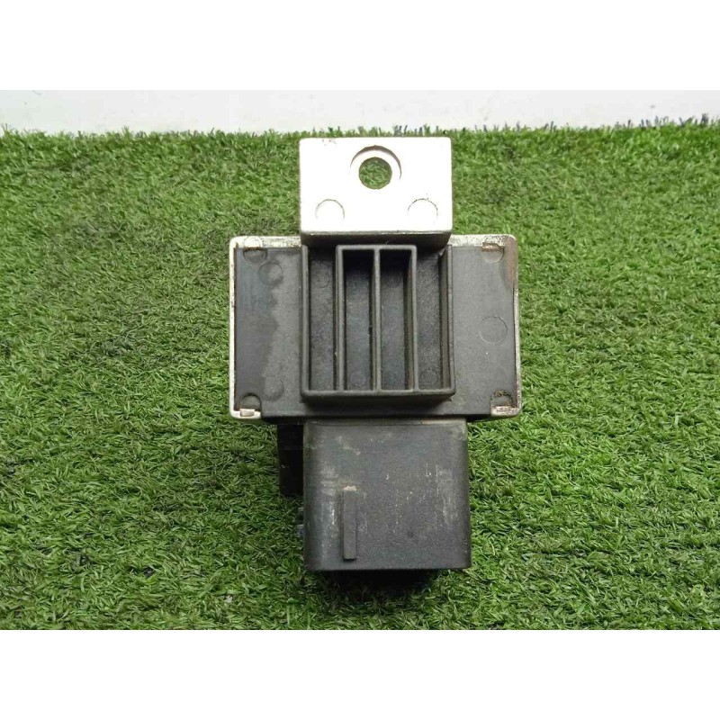 Recambio de caja precalentamiento para dacia dokker 1.5 dci diesel fap cat referencia OEM IAM 110678071R  