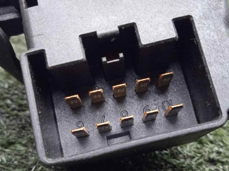 Recambio de mando limpia para ford focus berlina (cak) 1.6 16v cat referencia OEM IAM 98AG17A553CC  