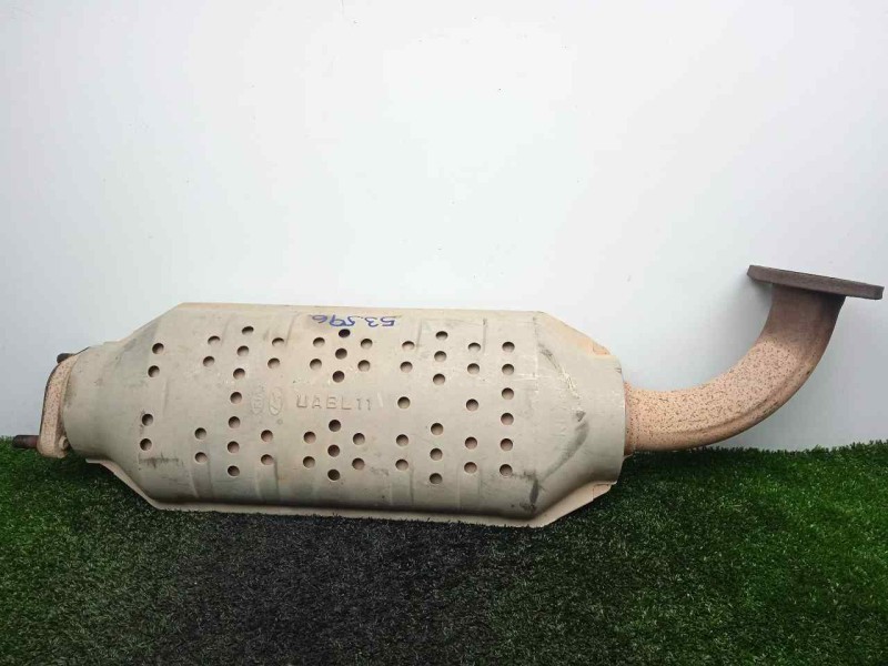 Recambio de catalizador para kia sorento 2.5 crdi cat referencia OEM IAM UABL11  