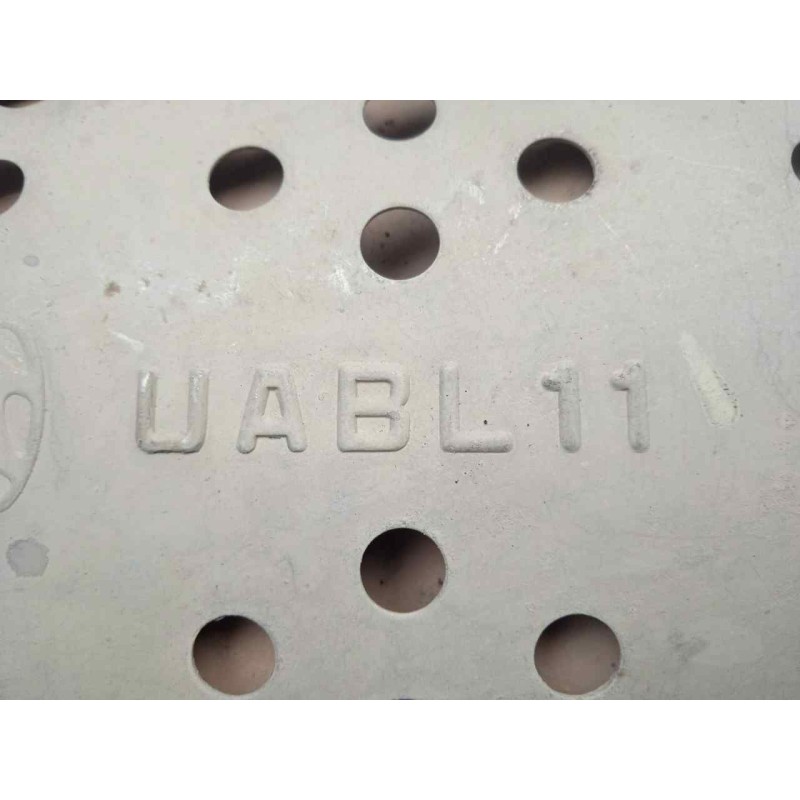 Recambio de catalizador para kia sorento 2.5 crdi cat referencia OEM IAM UABL11  