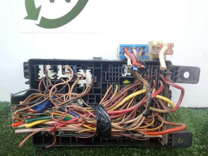 Recambio de caja reles / fusibles para hyundai i10 1.1 12v cat referencia OEM IAM 911120X870  