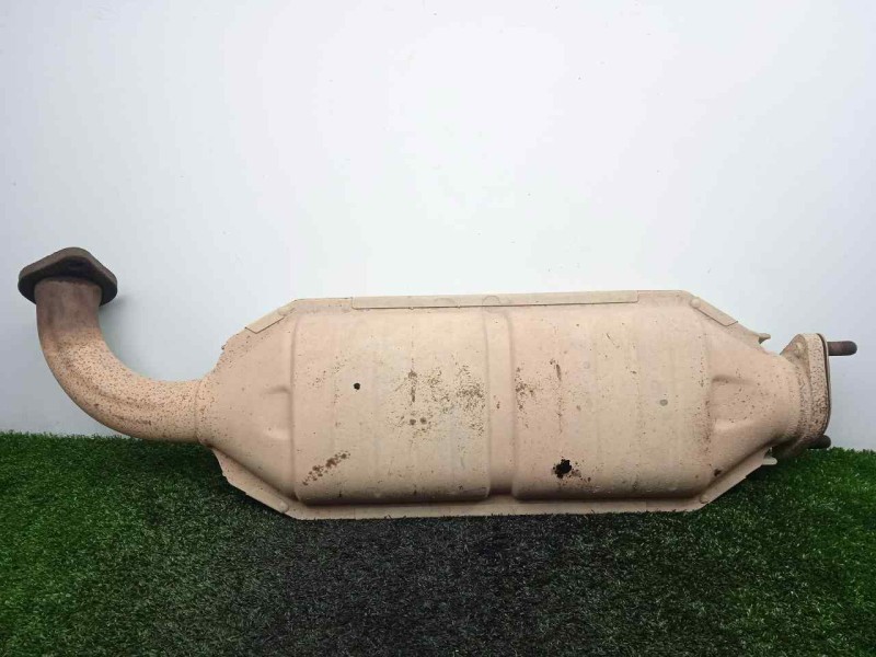 Recambio de catalizador para kia sorento 2.5 crdi cat referencia OEM IAM UABL11  