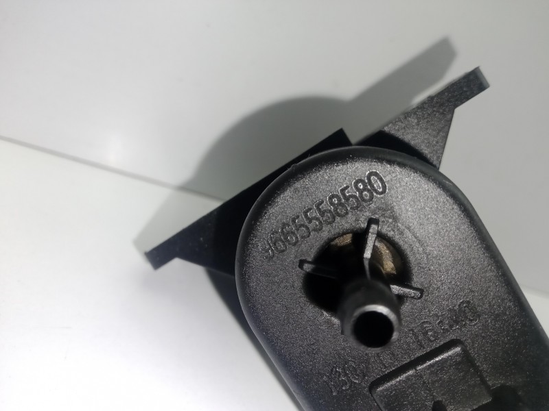 Recambio de valvula de vacio para peugeot 308 sw referencia OEM IAM 9665558580 2.PINES 