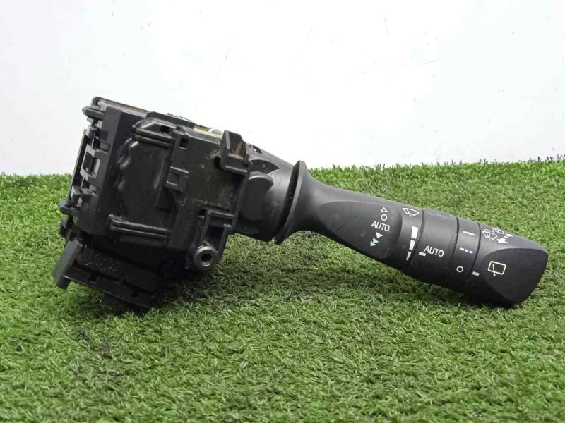 Recambio de mando limpia para toyota rav 4 2.2 d-4d cat referencia OEM IAM 8465212A90  