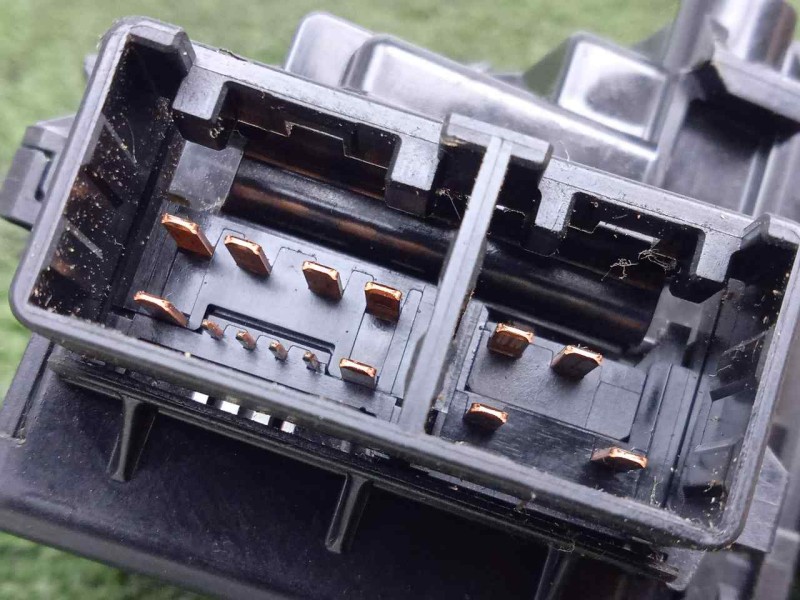 Recambio de mando limpia para toyota rav 4 2.2 d-4d cat referencia OEM IAM 8465212A90  