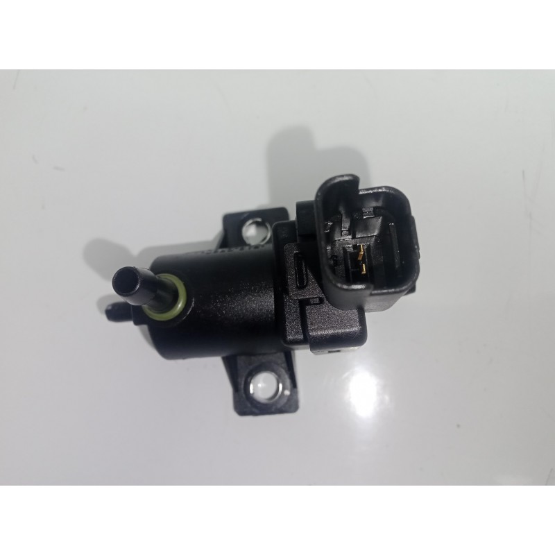 Recambio de valvula de vacio para peugeot 308 sw referencia OEM IAM 9665558580 2.PINES 