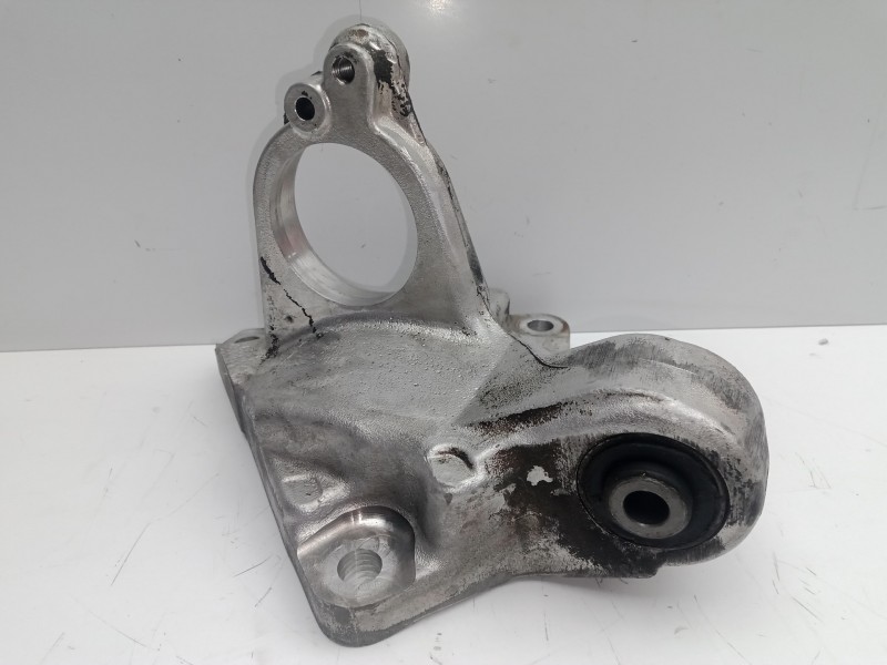 Recambio de soporte motor trasero para peugeot 308 sw referencia OEM IAM 9680482880 SOPORTE.TRANSMISION 