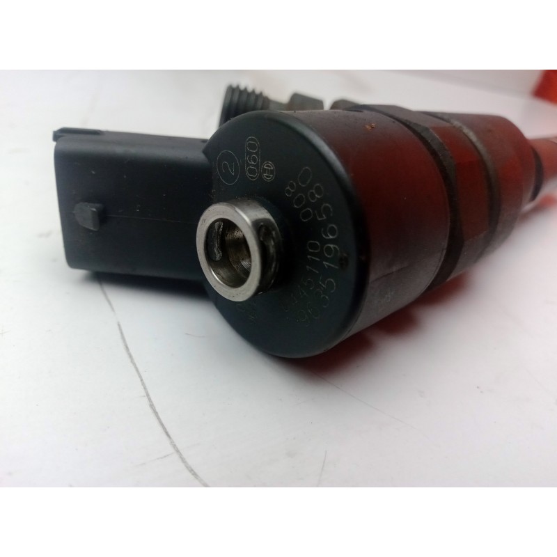 Recambio de inyector para peugeot 406 berlina (s1/s2) 2.0 hdi referencia OEM IAM 0445110008-9635196580  