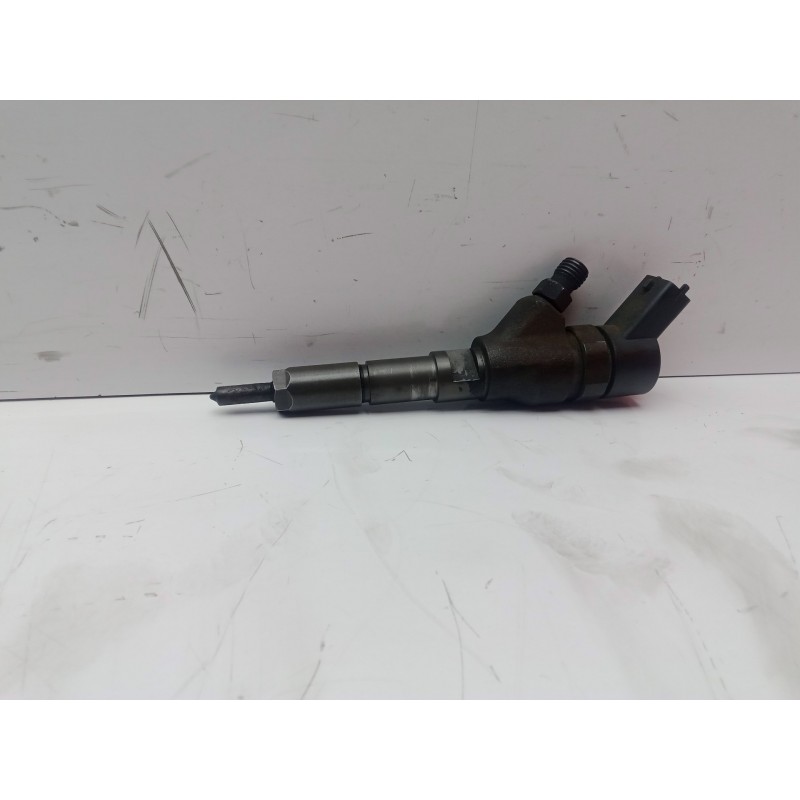 Recambio de inyector para peugeot 406 berlina (s1/s2) 2.0 hdi referencia OEM IAM 0445110008-9635196580  