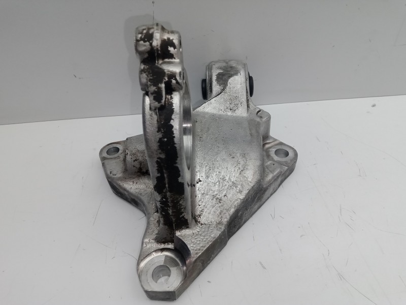 Recambio de soporte motor trasero para peugeot 308 sw referencia OEM IAM 9680482880 SOPORTE.TRANSMISION 