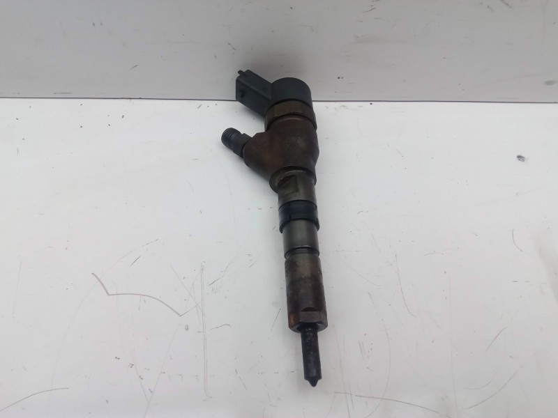 Recambio de inyector para peugeot 406 berlina (s1/s2) 2.0 hdi referencia OEM IAM 0445110008-9635196580  