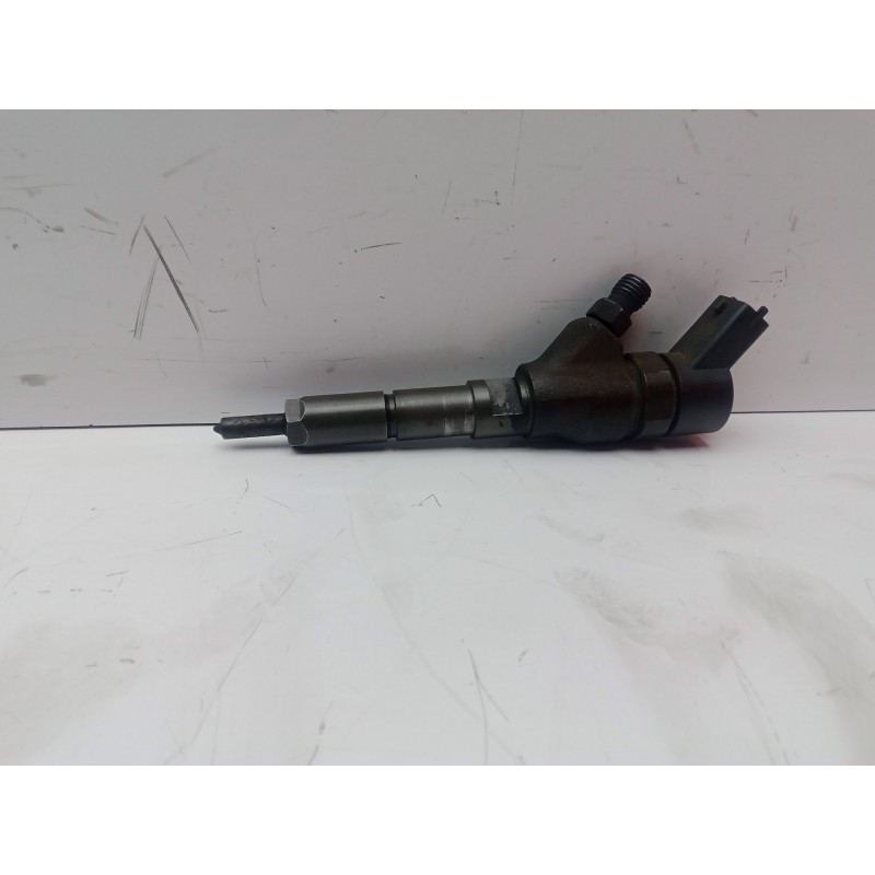 Recambio de inyector para peugeot 406 berlina (s1/s2) 2.0 hdi referencia OEM IAM 0445110008-9635196580  