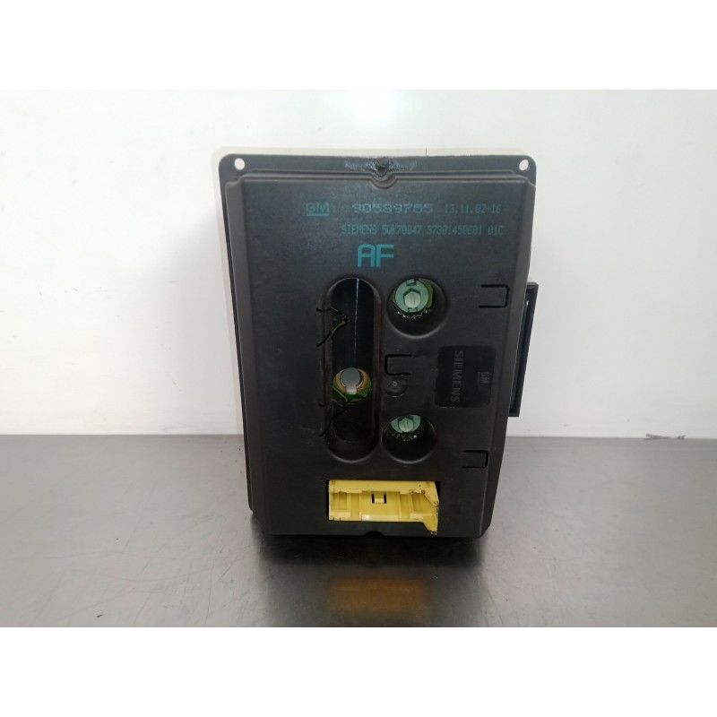 Recambio de pantalla multifuncion para opel zafira a 2.0 dti referencia OEM IAM 90589755-5WK70047  