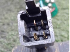 Recambio de mando elevalunas trasero izquierdo para mahindra bolero pick-up 2.5 td 4wd referencia OEM IAM  4.PINES SALPICADERO 2