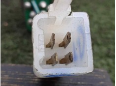 Recambio de mando elevalunas trasero derecho para mahindra bolero pick-up 2.5 td 4wd referencia OEM IAM  4.PINES SALPICADERO 2