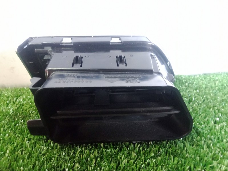 Recambio de rejilla aireadora para peugeot 508 2.0 16v hdi fap referencia OEM IAM 9686445377-A1010108  