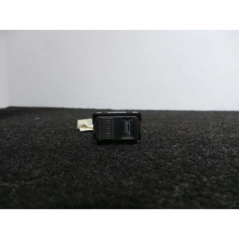 Recambio de mando elevalunas trasero derecho para audi 100 berlina (c4) referencia OEM IAM   5 PINES