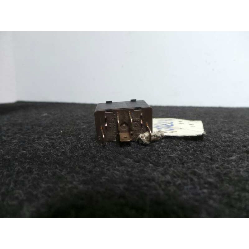 Recambio de mando elevalunas trasero derecho para audi 100 berlina (c4) referencia OEM IAM   5 PINES