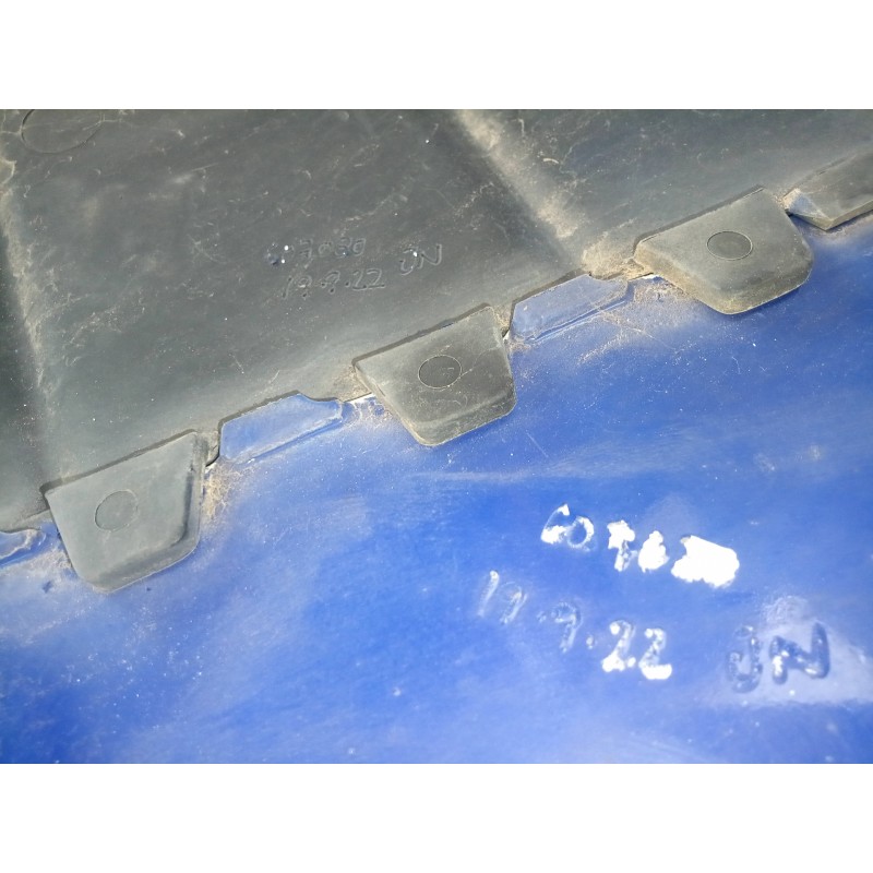 Recambio de aleta delantera derecha para scania serie 4 (p/r 94 g) 9.0 diesel referencia OEM IAM   