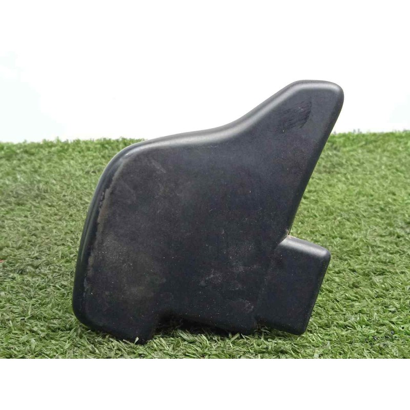 Recambio de mando volante para toyota rav 4 2.2 d-4d cat referencia OEM IAM 8461012130 DERECHA 