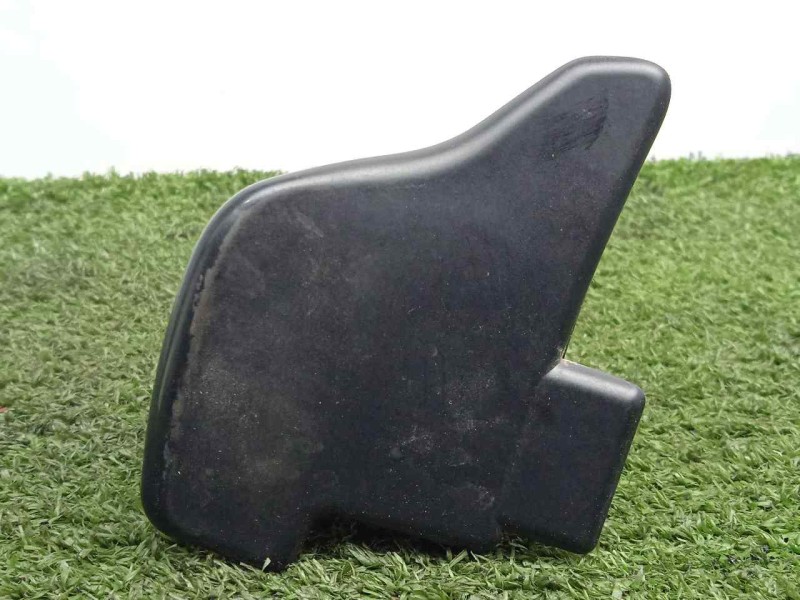 Recambio de mando volante para toyota rav 4 2.2 d-4d cat referencia OEM IAM 8461012130 DERECHA 