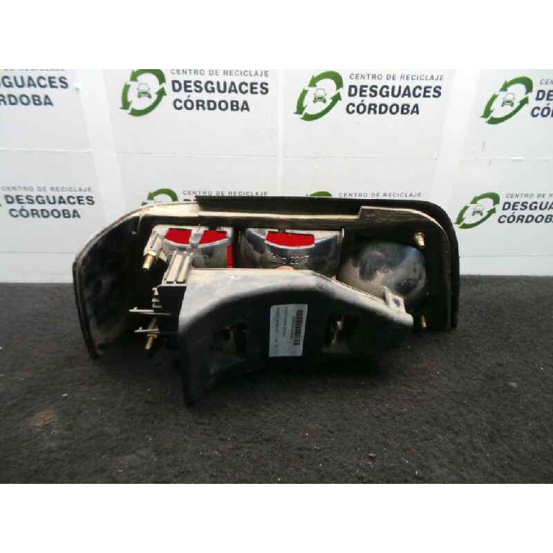 Recambio de piloto trasero derecho para peugeot 405 berlina referencia OEM IAM  2.SERIE AHUMADO