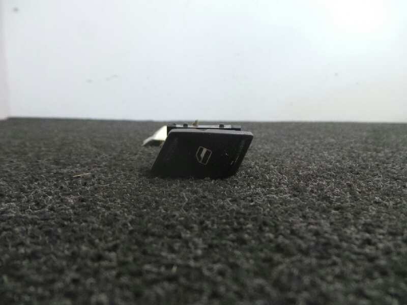 Recambio de mando elevalunas trasero derecho para skoda octavia berlina (1z3) 1.9 tdi dpf referencia OEM IAM   