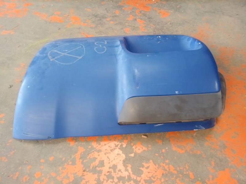 Recambio de aleta delantera derecha para scania serie 4 (p/r 94 g) 9.0 diesel referencia OEM IAM   