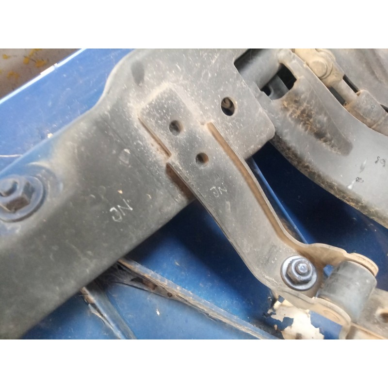 Recambio de aleta delantera derecha para scania serie 4 (p/r 94 g) 9.0 diesel referencia OEM IAM   