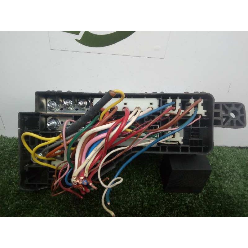 Recambio de caja reles / fusibles para hyundai i10 1.1 12v cat referencia OEM IAM 919400X100  CON.TARA