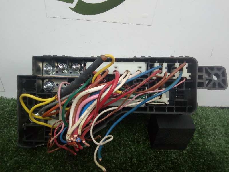 Recambio de caja reles / fusibles para hyundai i10 1.1 12v cat referencia OEM IAM 919400X100  CON.TARA
