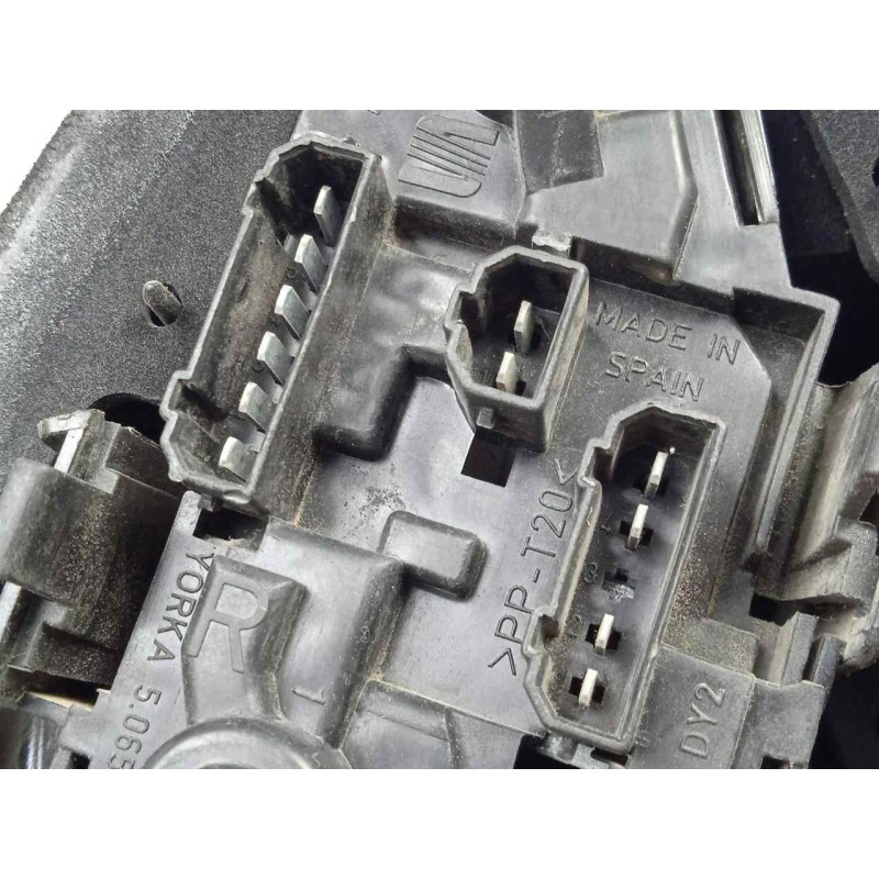 Recambio de piloto trasero derecho para seat leon (1m1) 1.6 16v referencia OEM IAM SINREFERENCIA  