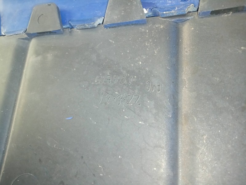 Recambio de aleta delantera izquierda para scania serie 4 (p/r 94 g) 9.0 diesel referencia OEM IAM   